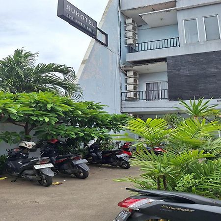 Oyo 93584 Rukotel South Tangerang Dış mekan fotoğraf