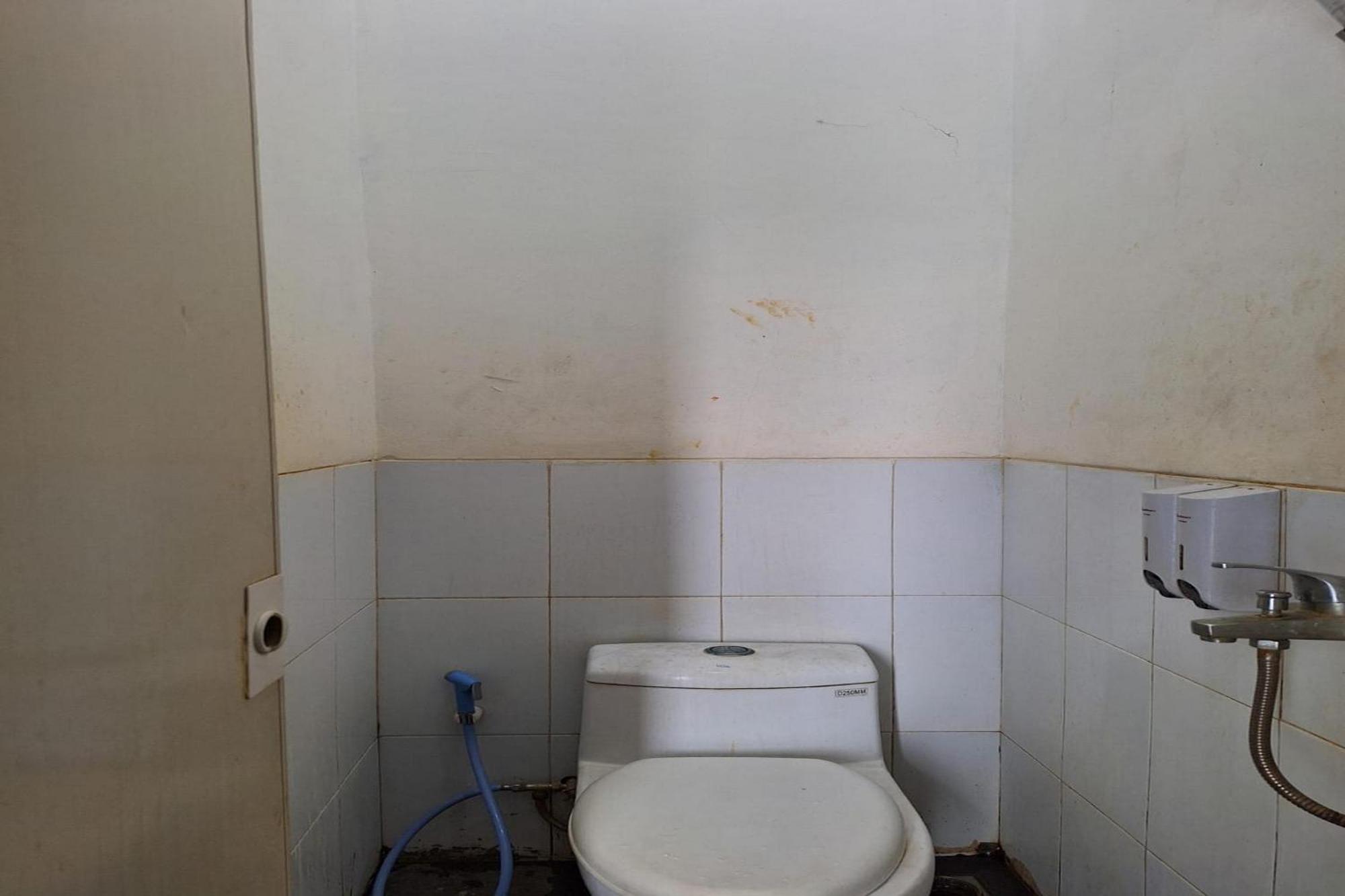 Oyo 93584 Rukotel South Tangerang Dış mekan fotoğraf