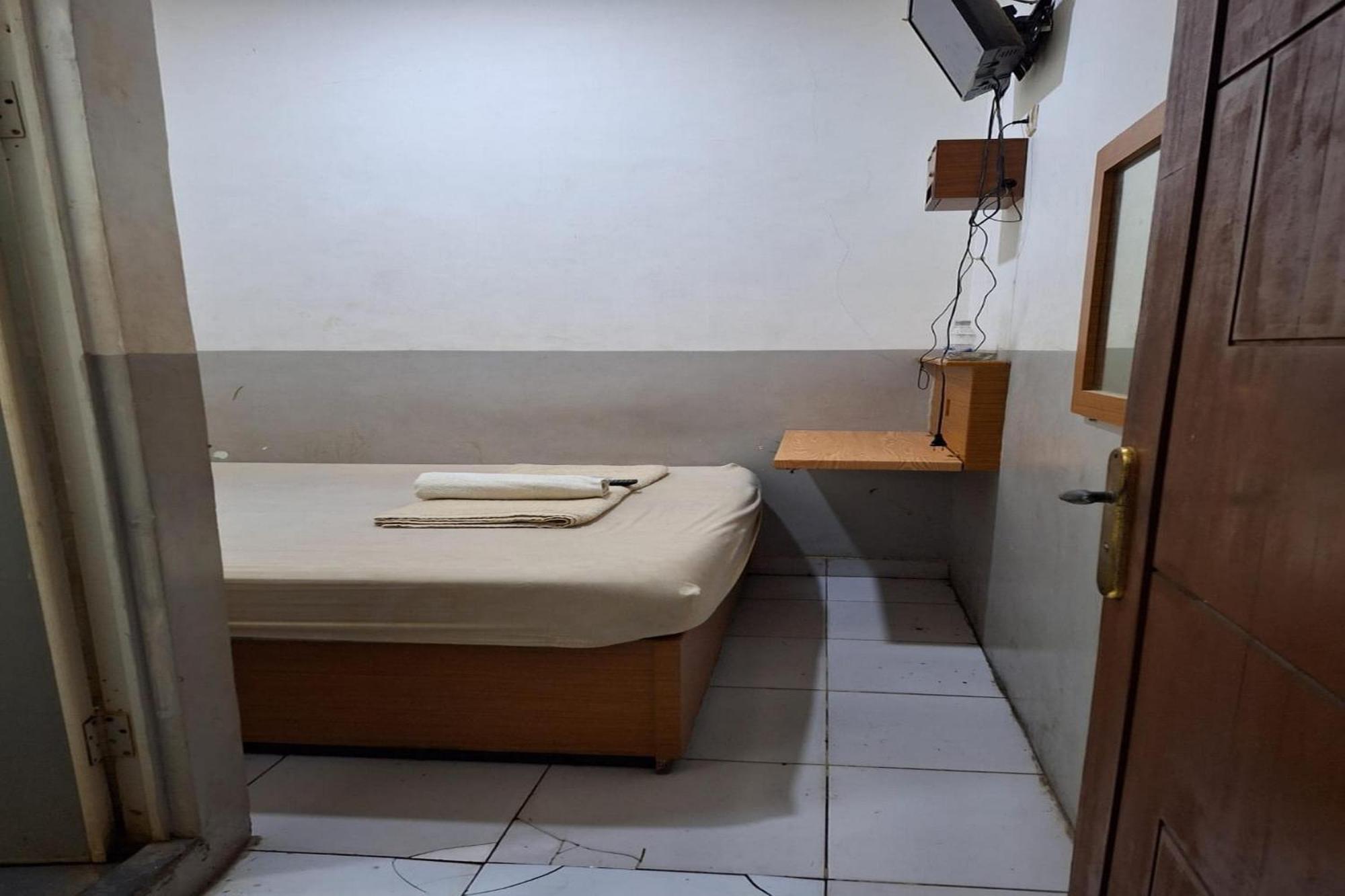 Oyo 93584 Rukotel South Tangerang Dış mekan fotoğraf