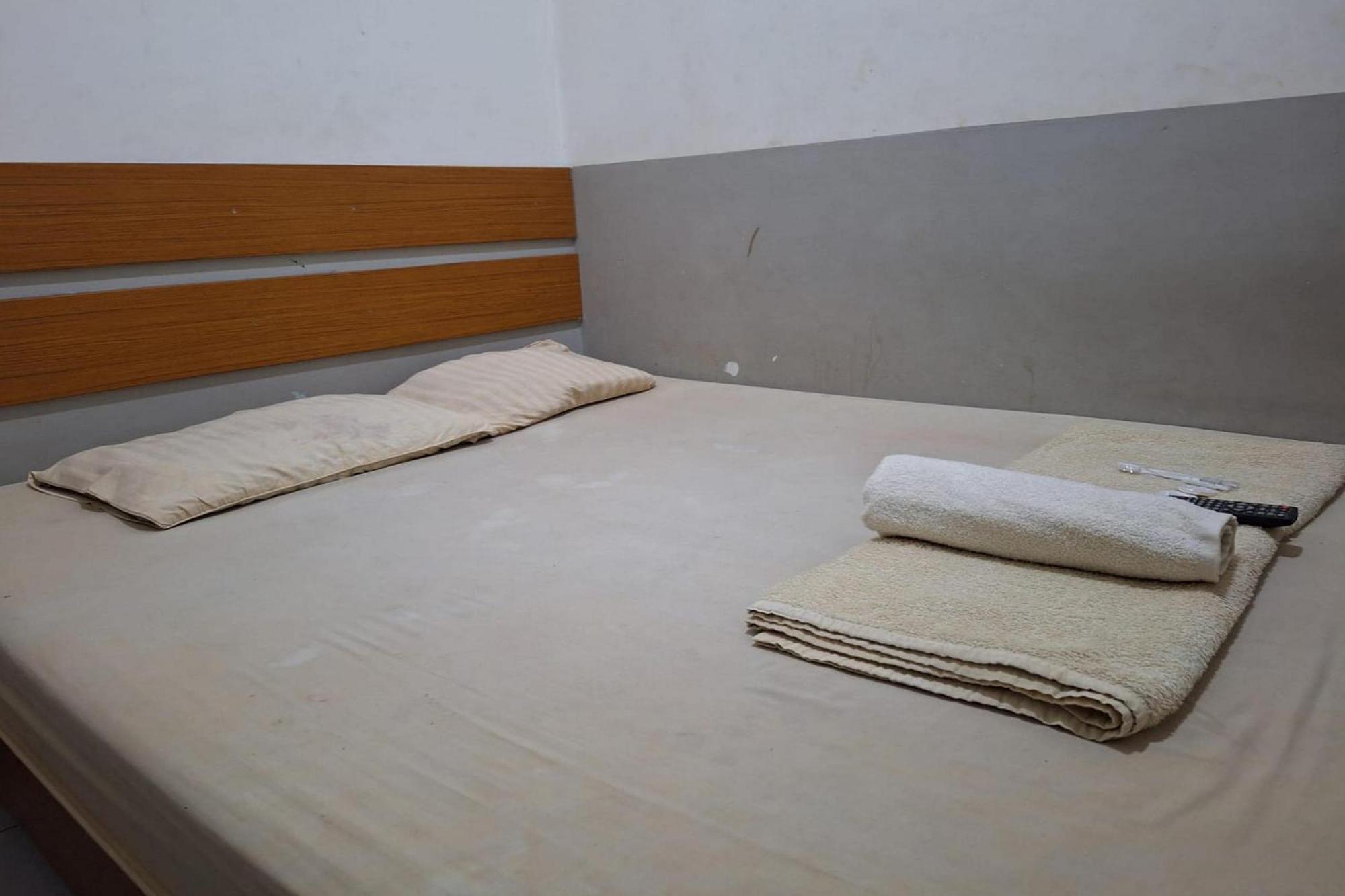 Oyo 93584 Rukotel South Tangerang Dış mekan fotoğraf