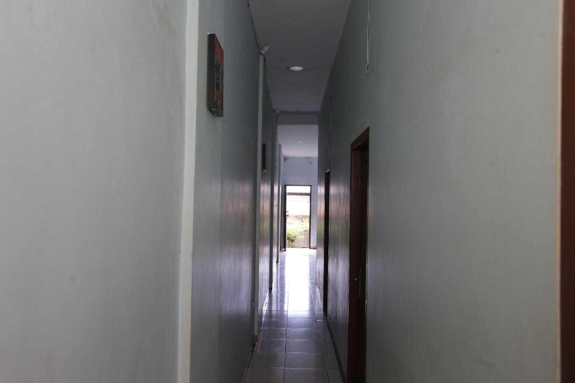 Oyo 93584 Rukotel South Tangerang Dış mekan fotoğraf